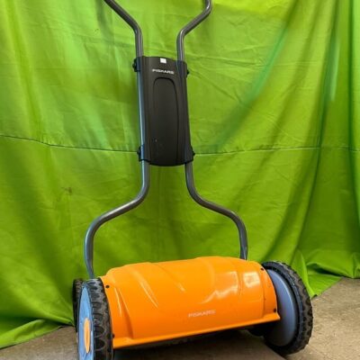 Fiskars Push Reel Lawn Mower