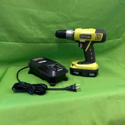 Ryobi P271 18V Cordless 1/2' Drill with Charger