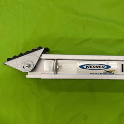 Werner LeveLok ladder leveler